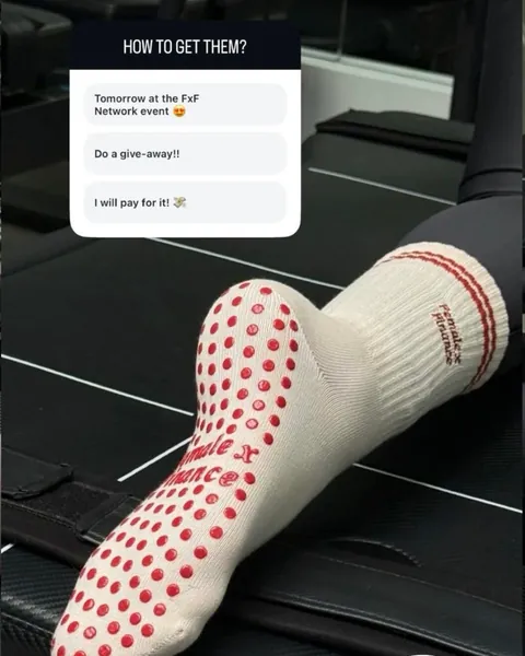 Studioklant met eigen merch van PilatesGoods, foto 10