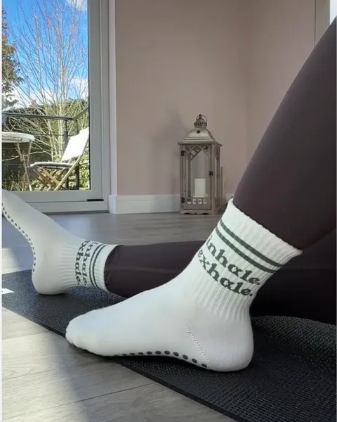 Studioklant met eigen merch van PilatesGoods, foto 11