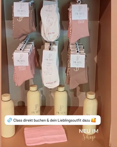Studioklant met eigen merch van PilatesGoods, foto 19